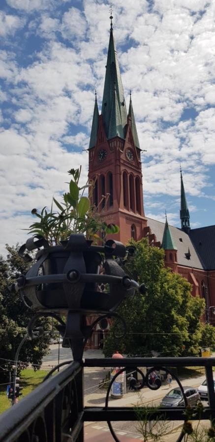 Astronomiczny Apartament , Mieszkanie 2 Pokojowe. Parking. Stary Toruń Esterno foto