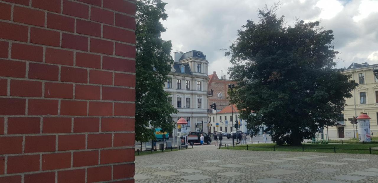 Astronomiczny Apartament , Mieszkanie 2 Pokojowe. Parking. Stary Toruń Esterno foto