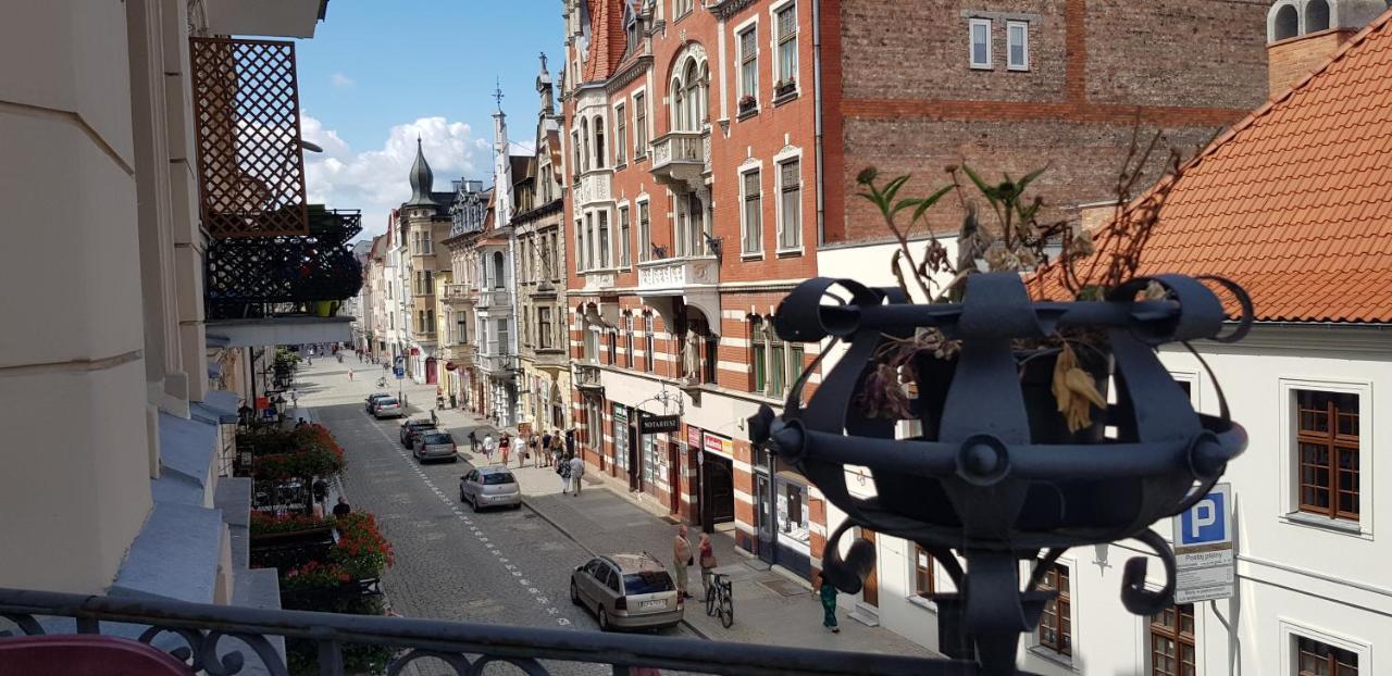 Astronomiczny Apartament , Mieszkanie 2 Pokojowe. Parking. Stary Toruń Esterno foto