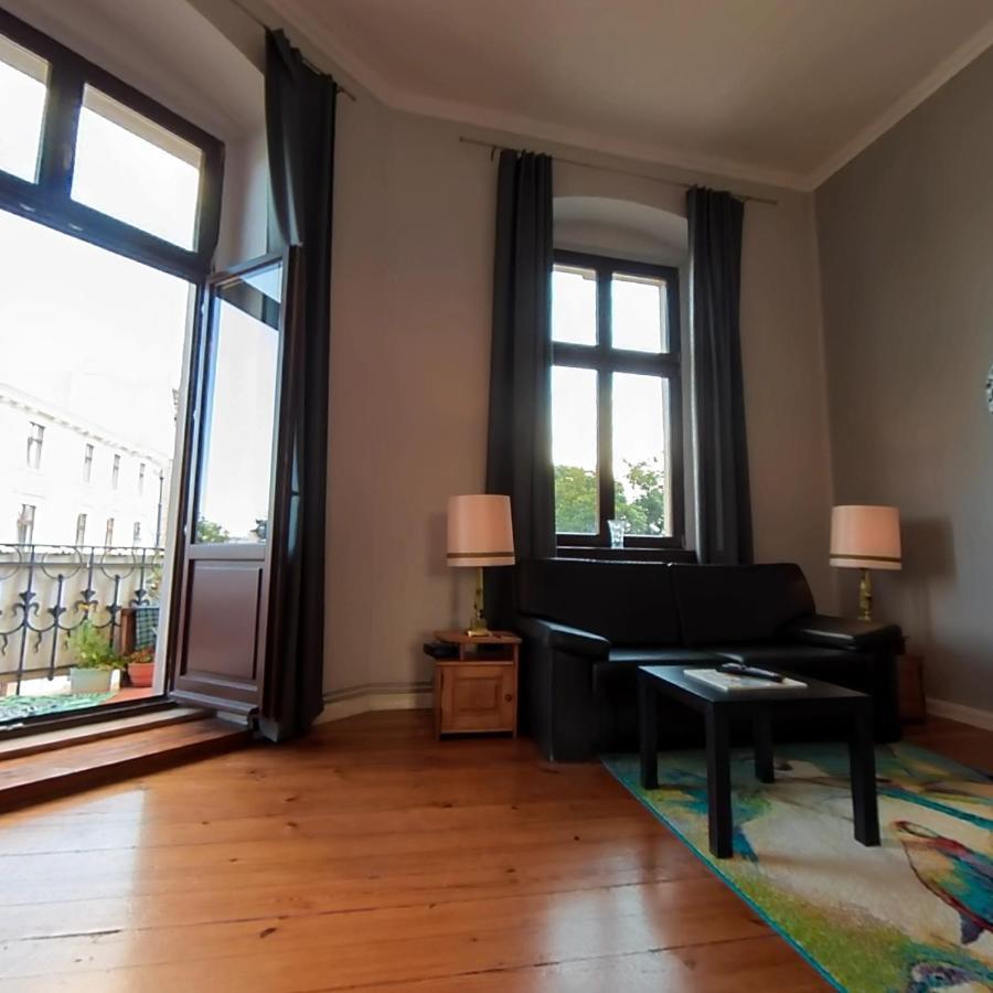 Astronomiczny Apartament , Mieszkanie 2 Pokojowe. Parking. Stary Toruń Esterno foto